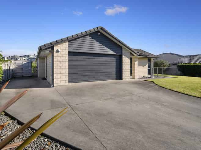 8 Vantage Place, Omokoroa