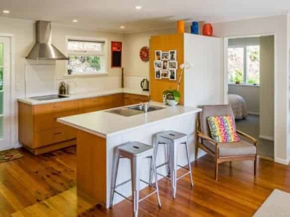 26 Kiriwai Road, Paremata