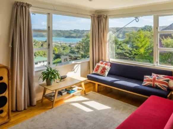 26 Kiriwai Road, Paremata