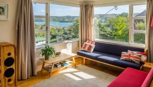 26 Kiriwai Road, Paremata