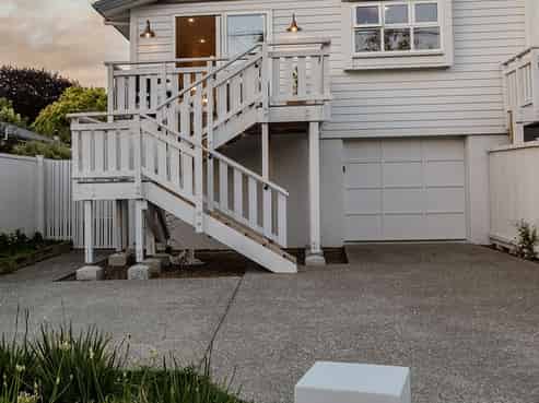 2/229 Waimea Terrace, Beckenham