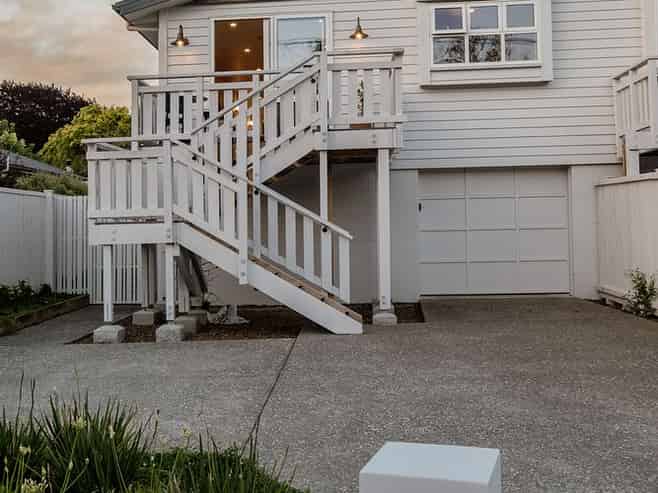 2/229 Waimea Terrace, Beckenham