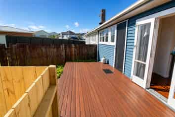 8 Thomson Street, Mount Albert