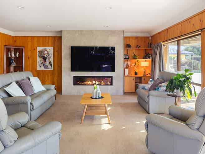 55 Potae Avenue, Lytton West