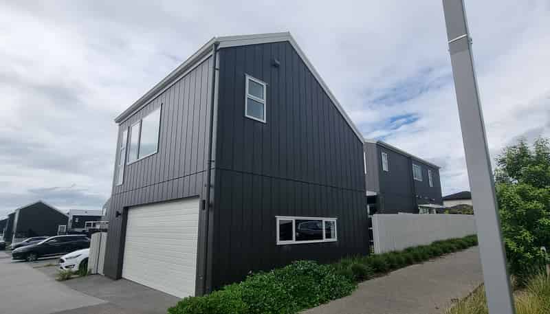 20 Brookview Drive, Flat Bush