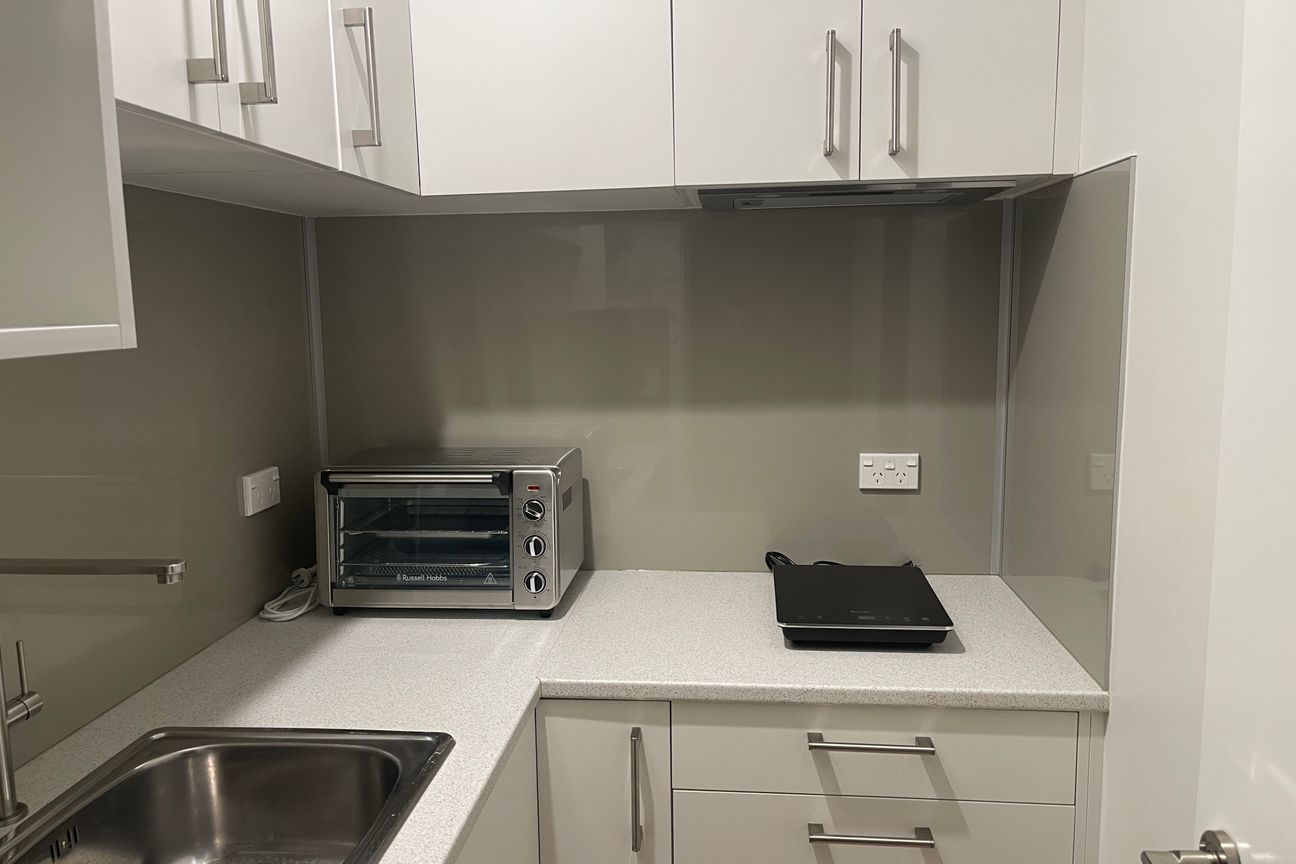 Apartment in Howick, Ormiston, Flat Bush - View 3