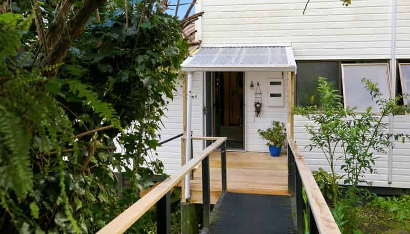 3 Lucy Road, Waiomu