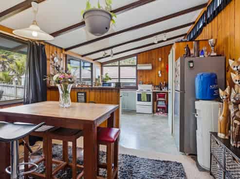 3 Lucy Road, Waiomu