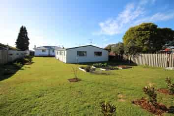 4 Grayson Ave , Mangakakahi