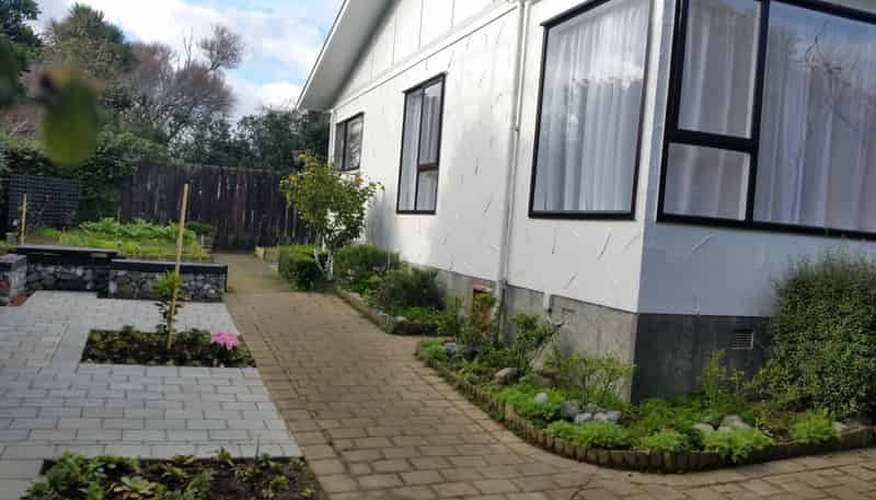 27A Izard Road, Khandallah