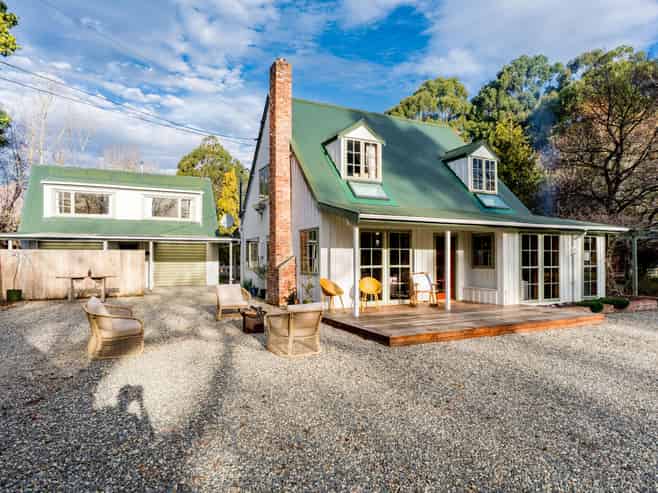 147 Outram-Mosgiel Road, Mosgiel