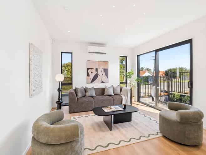 15A Te Kawa Road, Greenlane