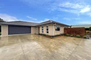 18 Weld Street, Levin