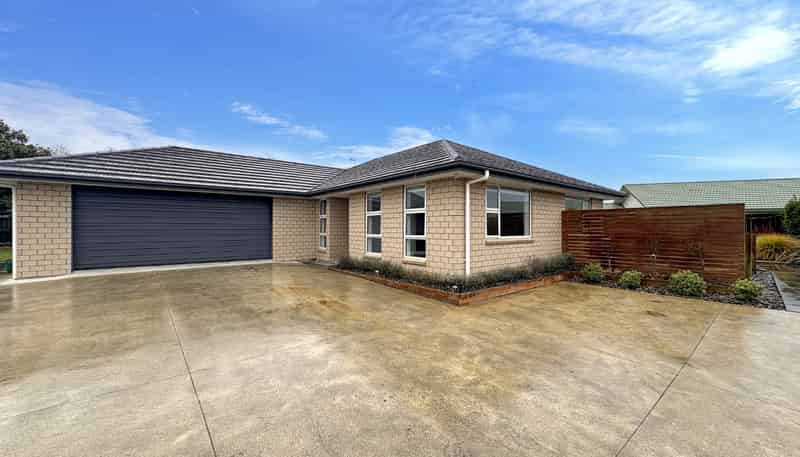 18 Weld Street, Levin