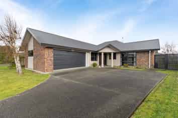 8 Geneva Terrace, Kelvin Grove