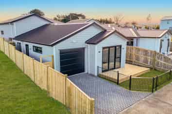 62 Rorotu Avenue, Karaka