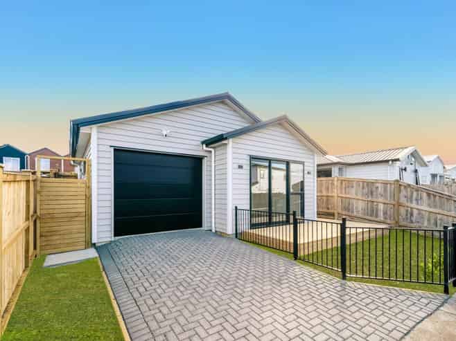 62 Rorotu Avenue, Karaka