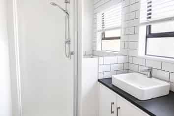  Stirling Grove , Greerton