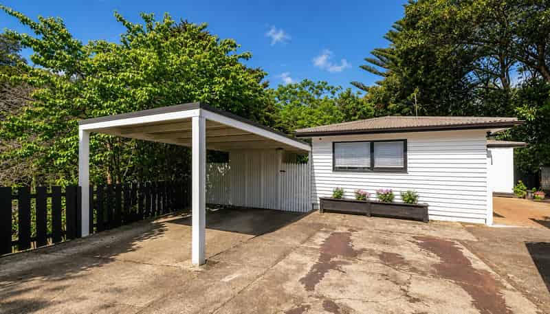  Stirling Grove , Greerton