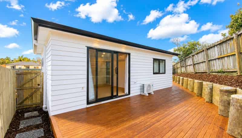 11C Princess Maria Place, Massey