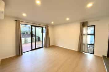 11C Princess Maria Place, Massey