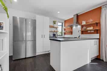 Auckland - Address withheld