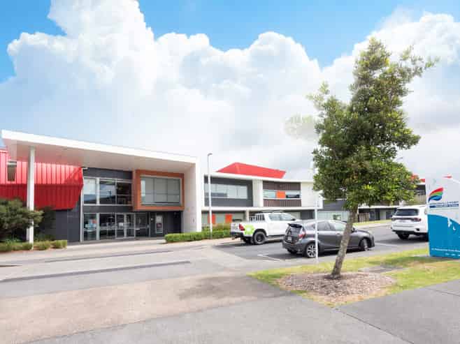 5 Harbourside Parade, Hobsonville