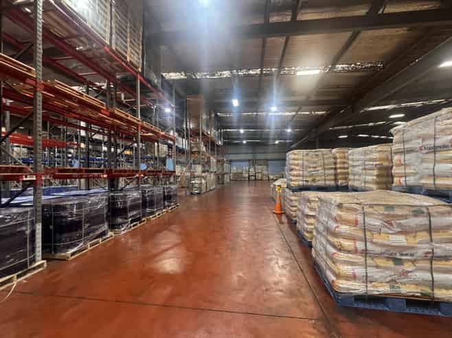 Cost-Effective 4,086sqm Warehouse with Yard