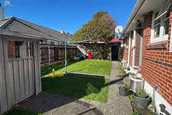 1 Field Street, Silverstream