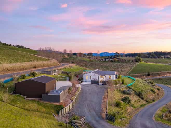 290 Delta Lake Heights, Renwick