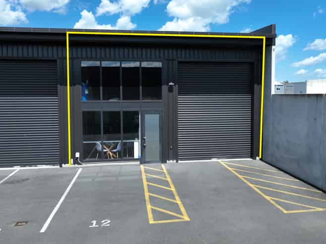 Modern Industrial Unit