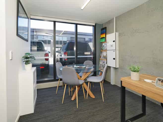Modern Industrial Unit