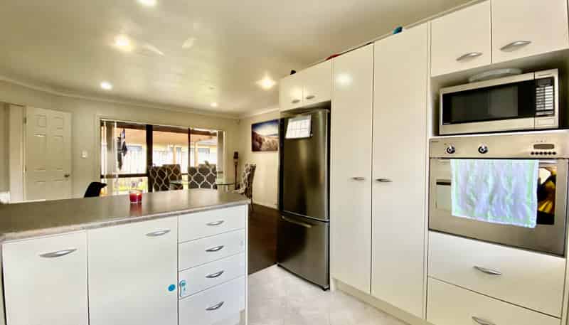 28 Broadhurst Road, Flat Bush
