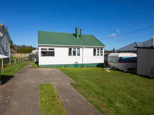 13 Porritt Street, Paeroa