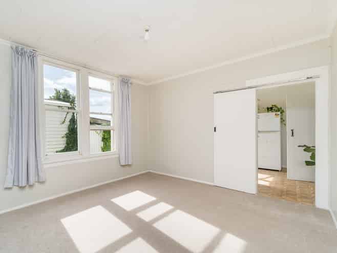 502 & 502a Pioneer Highway, Highbury