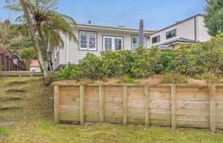 8 Owen Street, Belmont