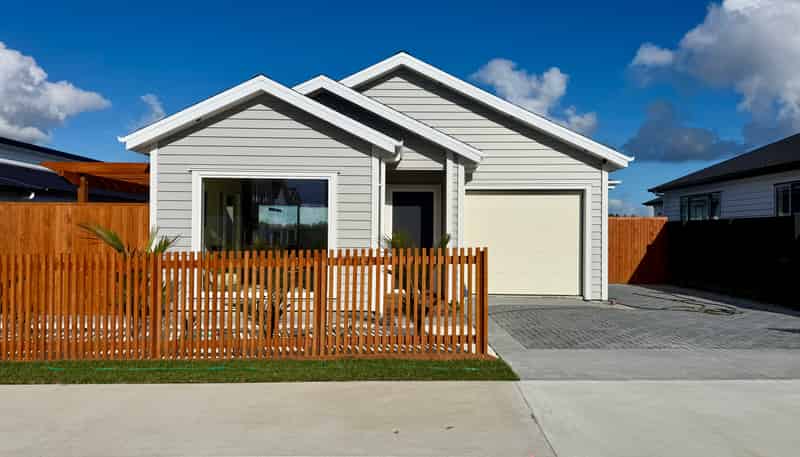 97 Parish Drive, Milldale