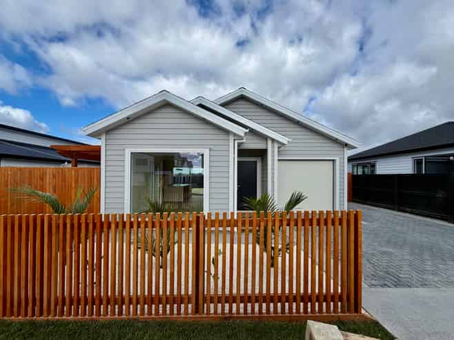 97 Parish Drive, Milldale