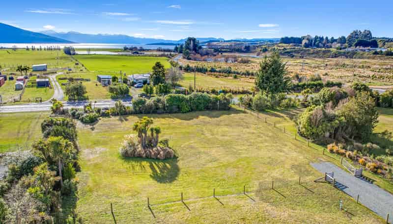 16 Blatch Road, Te Anau