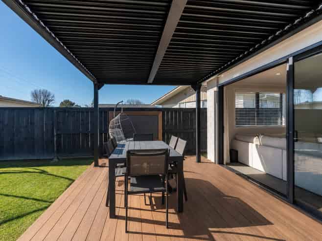 2/6 Sutcliffe Place, Chartwell