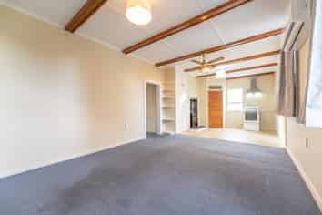 80 Le Cren Street, Seaview