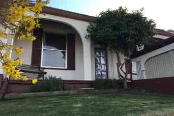 80 Le Cren Street, Seaview