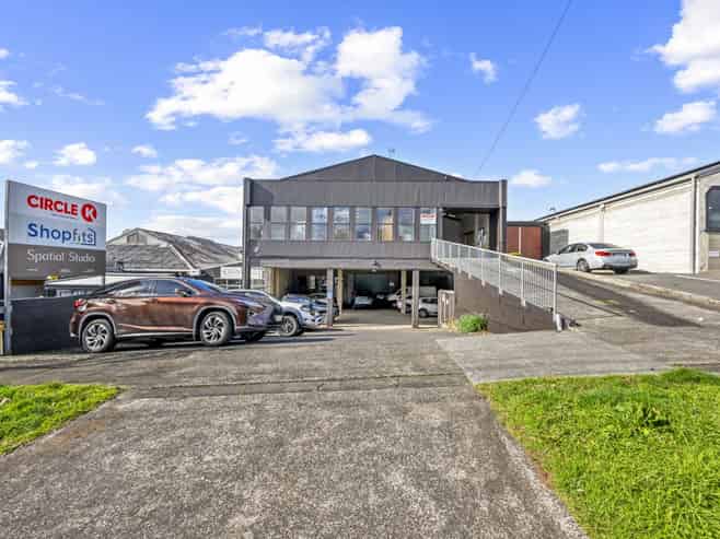 Morningside warehouse investment with options
