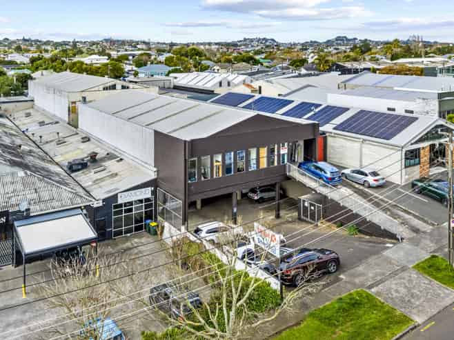 Morningside warehouse investment with options