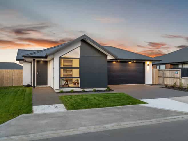 18 McCaw Road, Lincoln