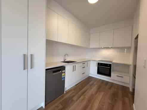 6/245 Hobsonville Point Road, Hobsonville