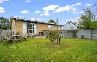 221 Ball Street, Kingswell