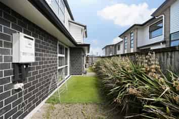 4/16C Hogan Street, Hillcrest