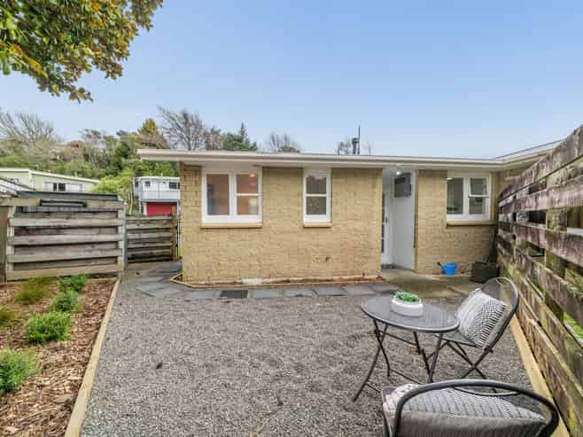 7 Deller Grove, Silverstream