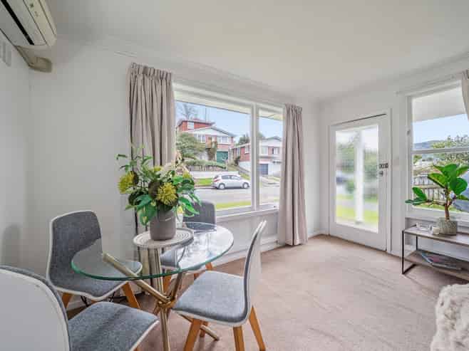 7 Deller Grove, Silverstream
